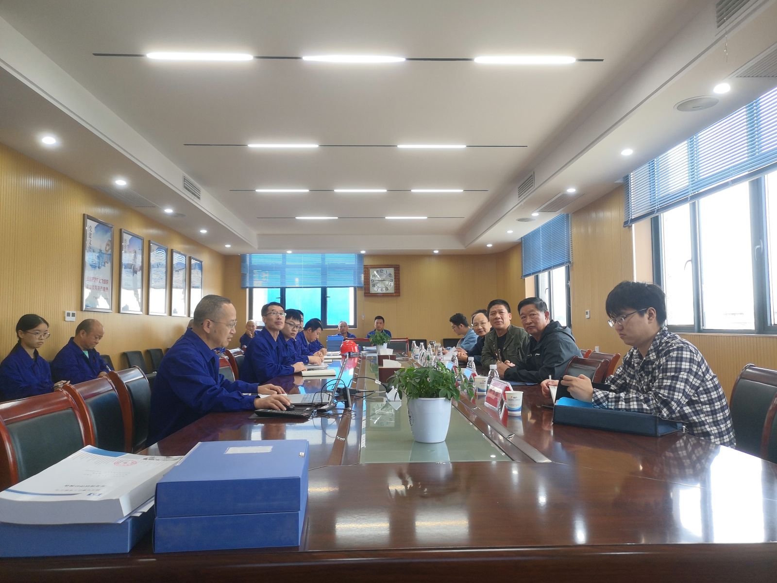 4cb0cdfefad4d24dc3d8b77bdc0c15e